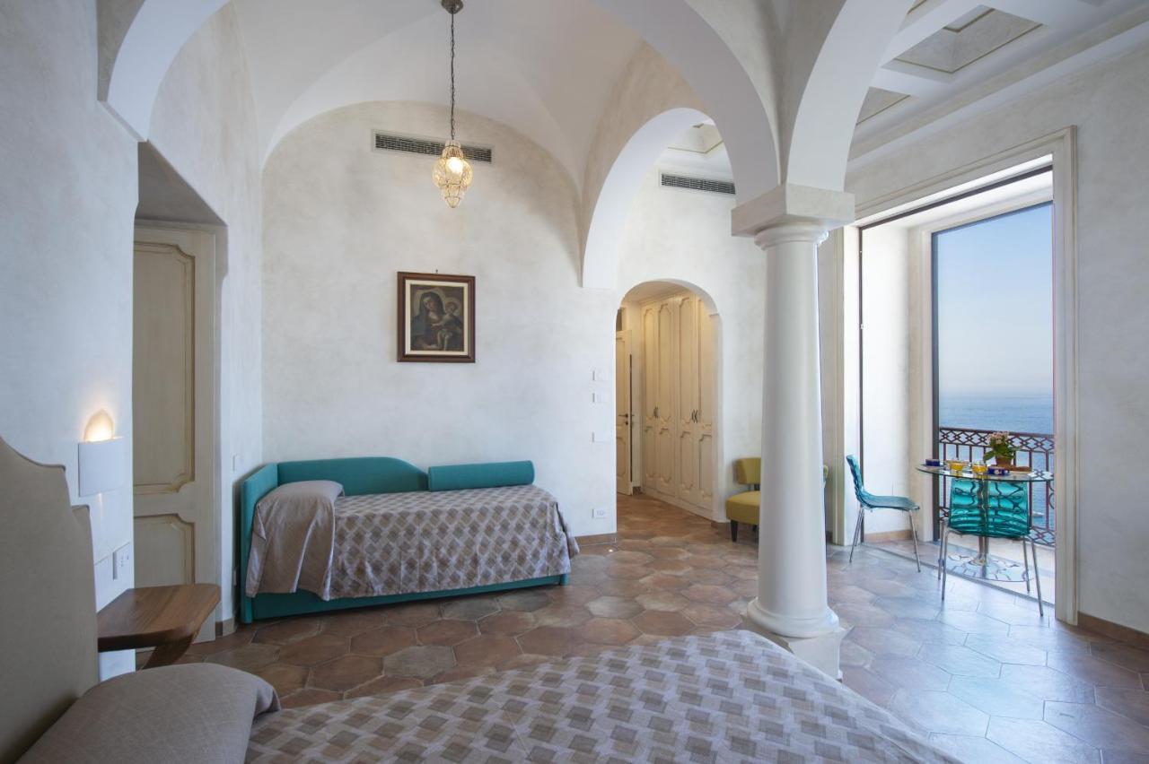Amore Rentals - Casa Volte Alte Positano Bagian luar foto