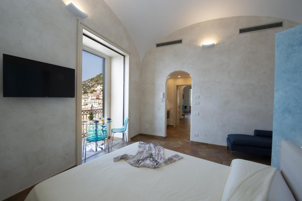 Amore Rentals - Casa Volte Alte Positano Bagian luar foto