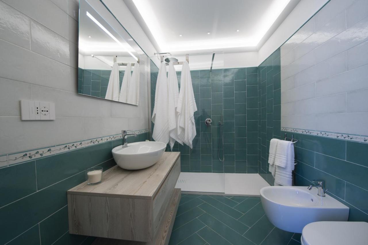 Amore Rentals - Casa Volte Alte Positano Bagian luar foto