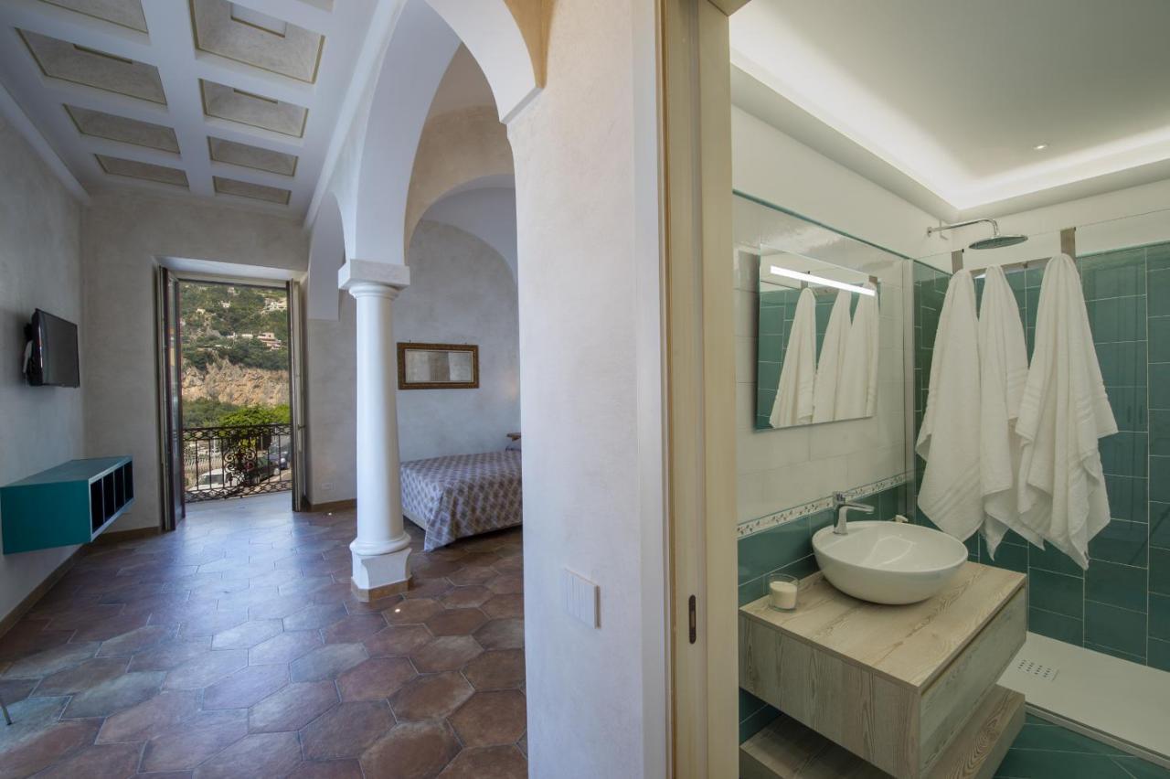 Amore Rentals - Casa Volte Alte Positano Bagian luar foto