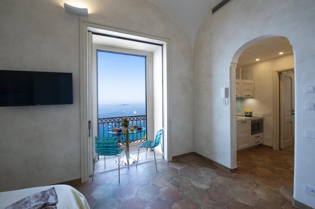Amore Rentals - Casa Volte Alte Positano Bagian luar foto