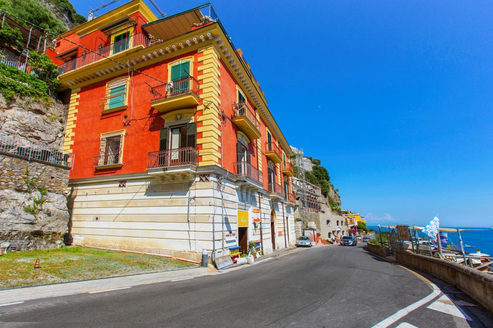 Amore Rentals - Casa Volte Alte Positano Bagian luar foto